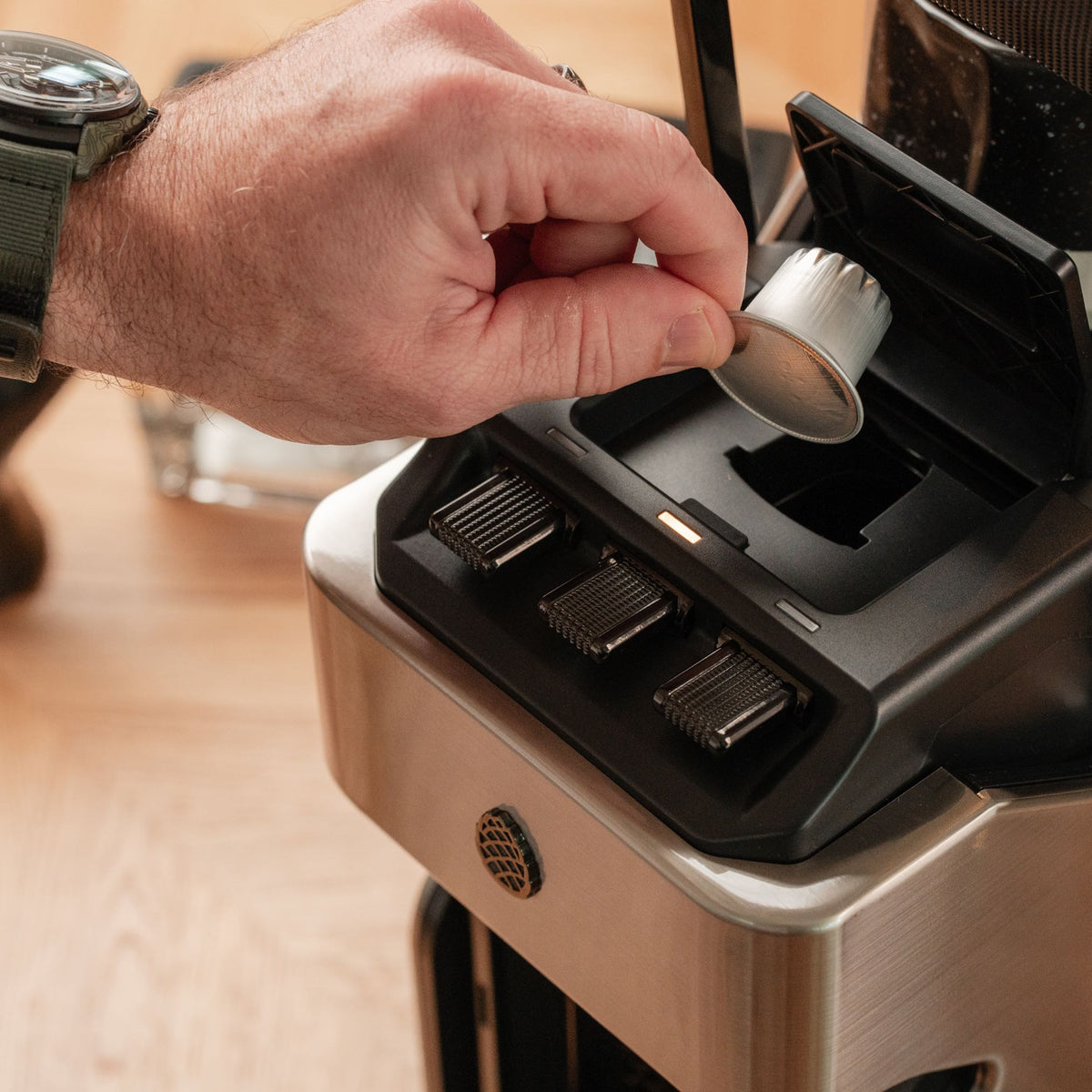Line1 Espresso and Coffee Machine: Brushed Silver & Onyx