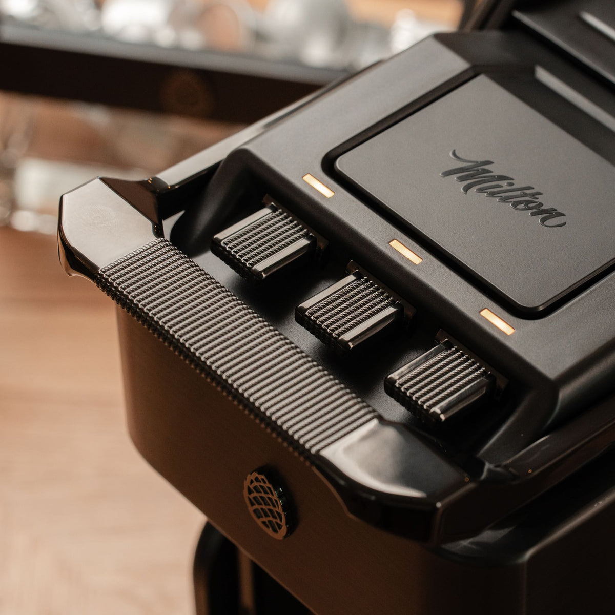 Line1 Espresso and Coffee Machine: Brushed Nickel & Onyx